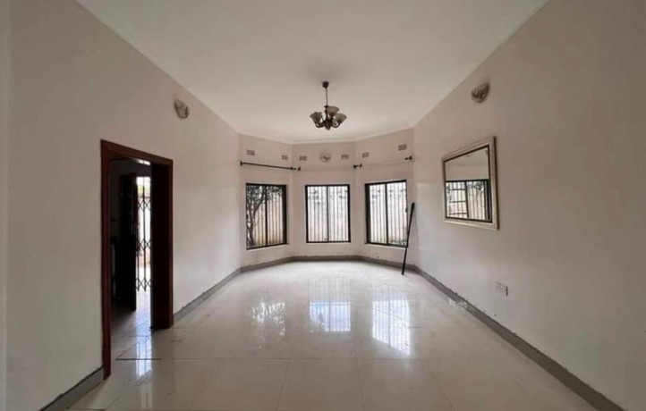 4-bedroom-house-for-rent-in-woodlands-big-6