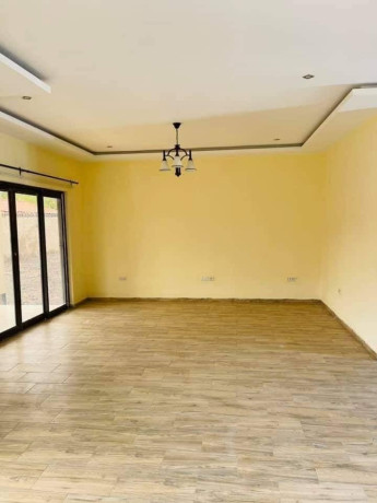 3-bedroom-flats-for-rent-in-roma-big-4