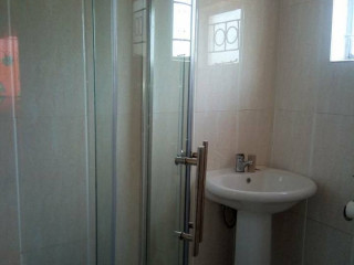 2-bedroom-house-for-rent-in-avondale