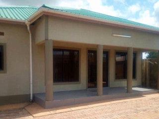 2-bed-2-bath-flat-for-rent-in-ibex-hill-lusaka