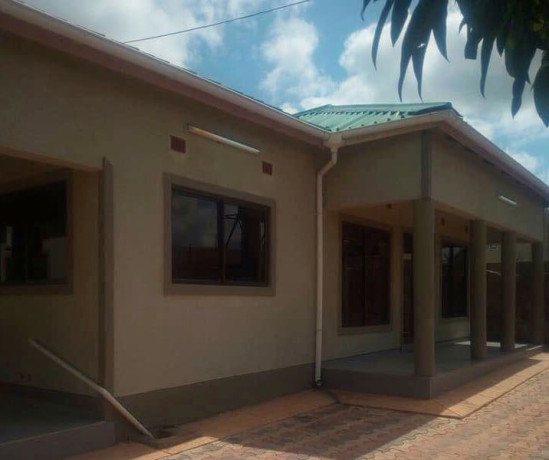 2-bed-2-bath-flat-for-rent-in-ibex-hill-lusaka-big-1