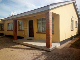 luxurious-two-bedroom-flat-in-avondale