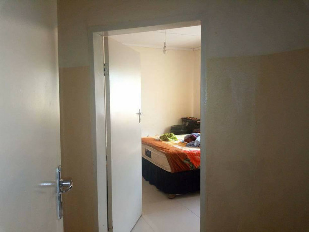 luxurious-two-bedroom-flat-in-avondale-big-6