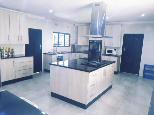 6-bedroom-house-for-sale-in-kalundu-big-6