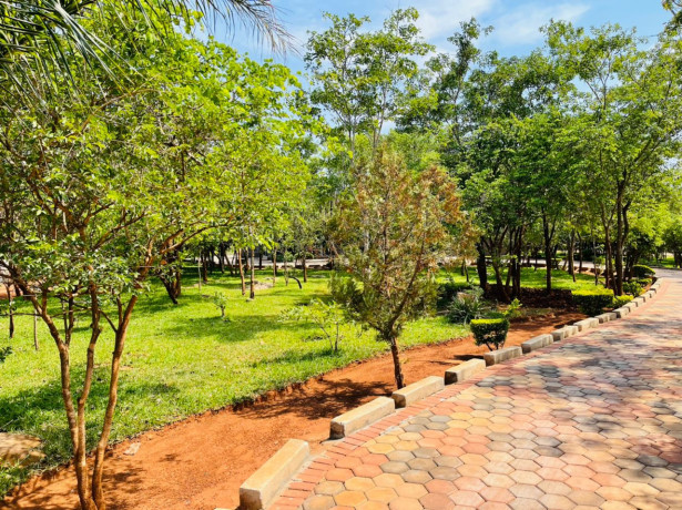 4-bedroom-house-for-sale-in-new-kasama-big-1