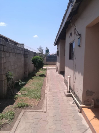 3-bedroom-house-for-sale-in-meanwood-chamba-valley-big-1