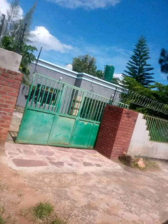 3-bedroom-stand-alone-house-for-sale-in-6-miles-big-4