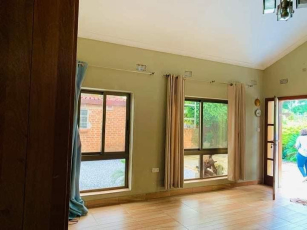 4-bedroom-house-for-sale-in-rhodes-park-big-5