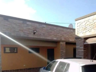 3-bedroom-flat-for-rent-in-kamwala-south