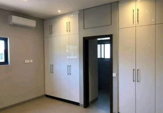 2-bedroom-apartments-for-rent-in-roma-park-big-7