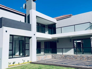 3-bedroom-house-for-rent-in-roma-park