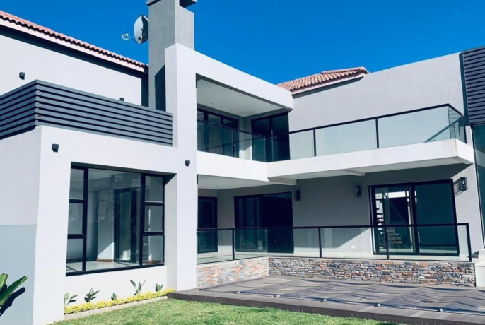 3-bedroom-house-for-rent-in-roma-park-big-0