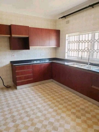 3-bedroom-flat-for-rent-in-libala-south-big-5