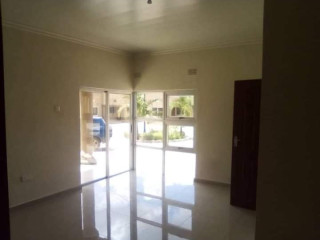 2-bedroom-flat-for-rent-in-olympia