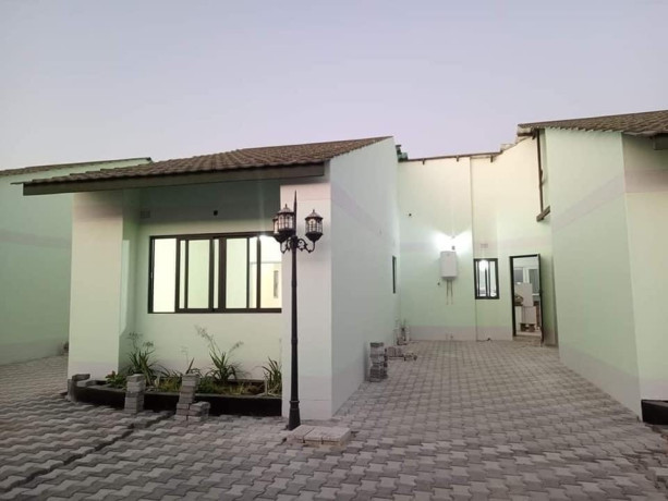 1-bedroom-flats-for-rent-in-ibex-meanwood-big-3