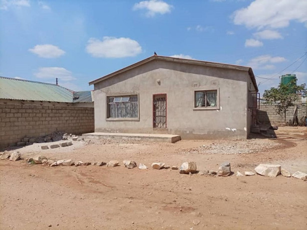 3-bedroom-house-for-sale-in-obama-big-1