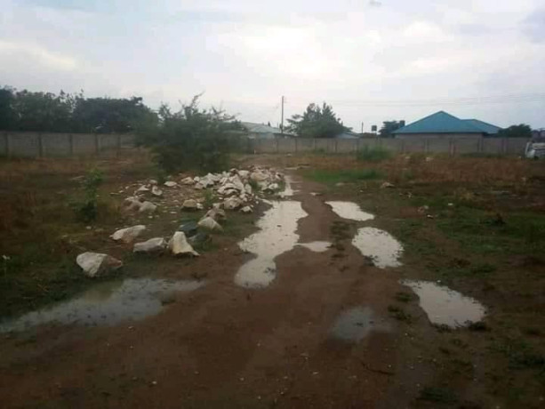 plot-for-sale-in-chalala-big-3