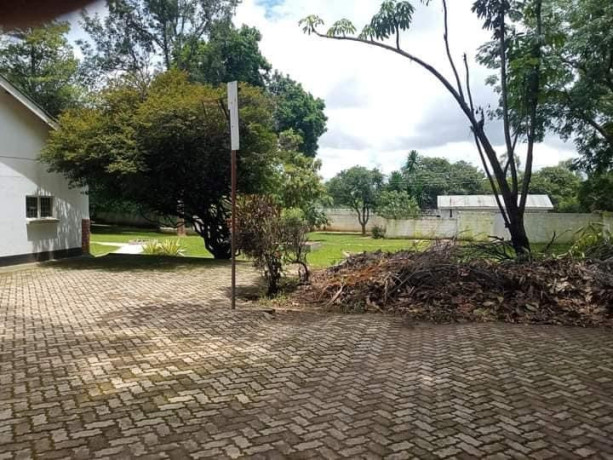 4-bedroom-house-for-sale-in-kabulonga-big-8