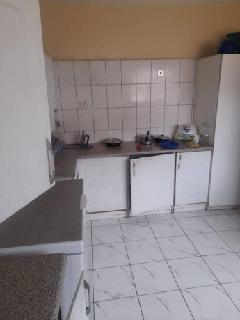 2x2-bedroom-flats-for-sale-in-phi-big-3