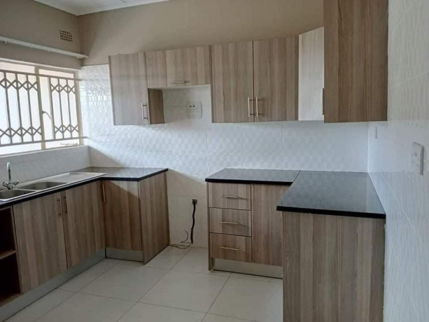 2-bedroom-flat-for-rent-in-chalala-big-6