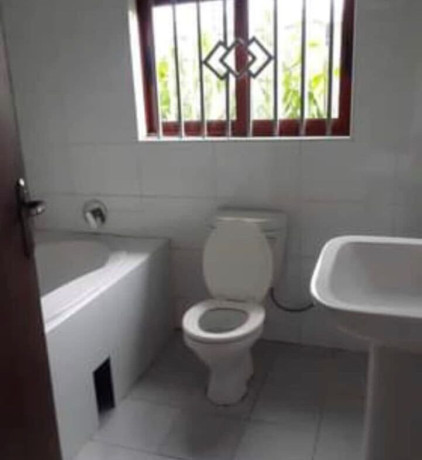 4-bedroom-house-for-rent-in-meanwood-kwamwena-big-7