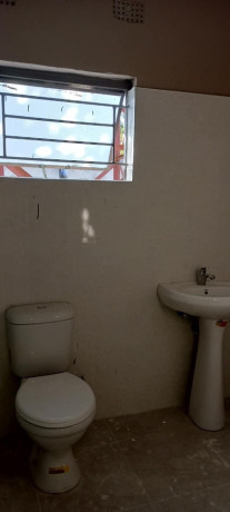 2-bedroom-flat-for-rent-in-avondale-big-0