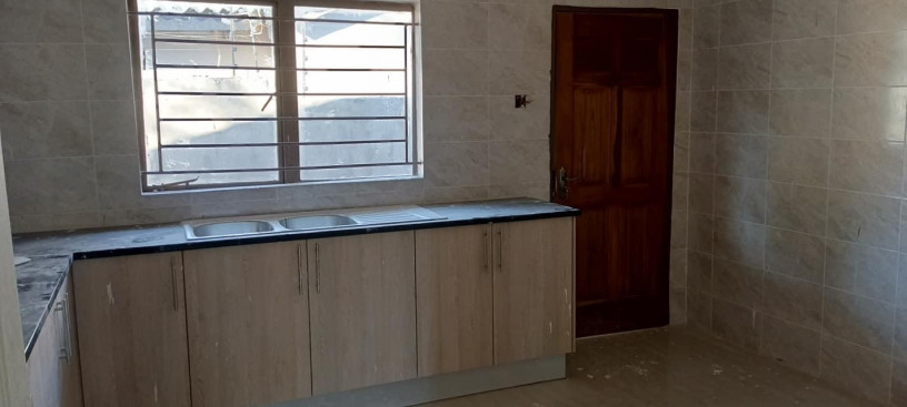 2-bedroom-flat-for-rent-in-avondale-big-2