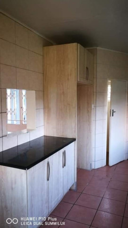 3-bedroom-flat-for-rent-in-ibex-hill-big-9