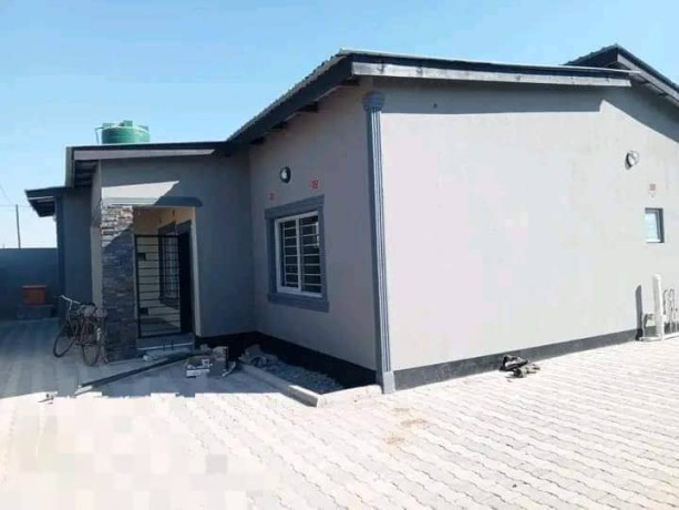 newly-built-3-bedroom-flat-for-rent-in-chalala-big-0