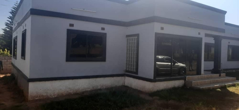 3-bedroom-flat-for-rent-in-ibex-hill-big-3