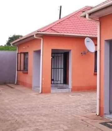 1-bedroom-flat-for-rent-in-eureka-park-big-0