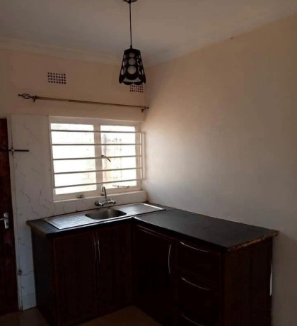 2-bedroom-flat-for-rent-in-chalala-big-7