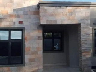 2-bedroom-flat-for-rent-in-ibex-hill