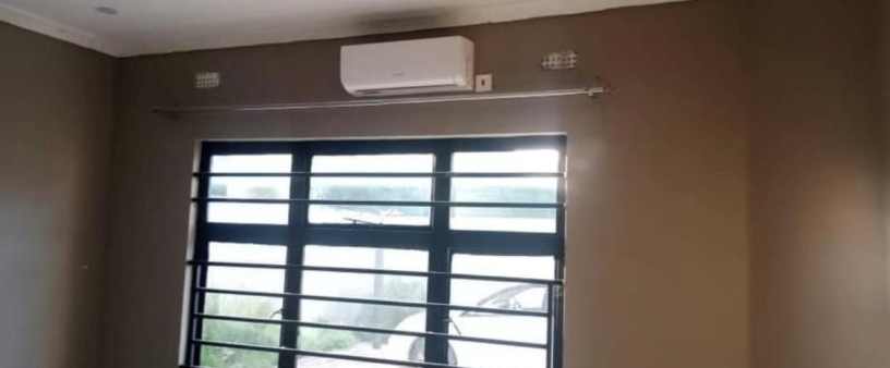 2-bedroom-flat-for-rent-in-ibex-hill-big-4