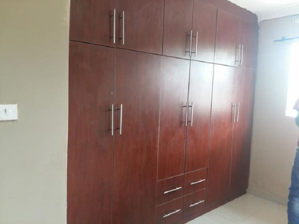 luxurious-2-bedroom-flat-in-olympia-big-1