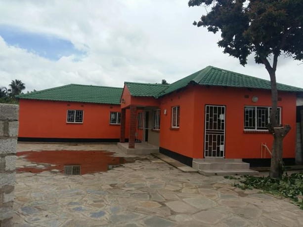 luxurious-2-bedroom-flat-in-olympia-big-0