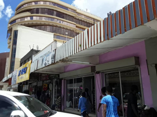 shop-for-sale-in-town-centre-big-0