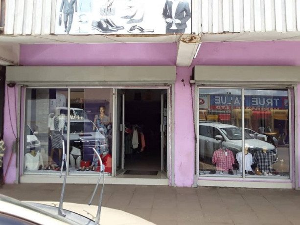 shop-for-sale-in-town-centre-big-1