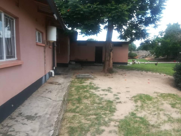 6-bedroom-house-for-sale-in-kalundu-big-1