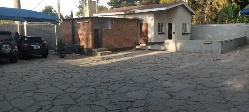 3-bedroom-house-for-sale-in-rhodespark-big-0