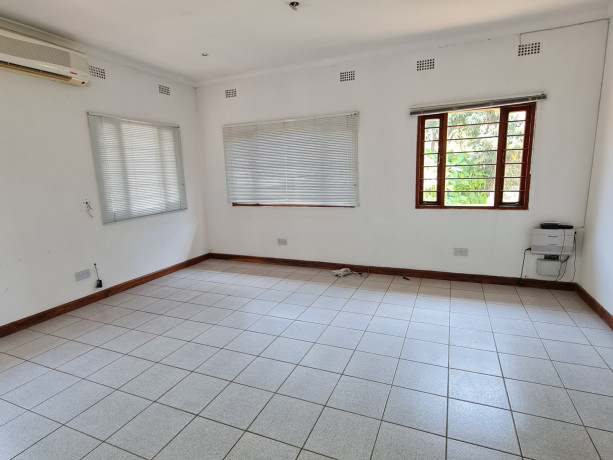 3-bedroom-house-for-sale-in-rhodespark-big-4