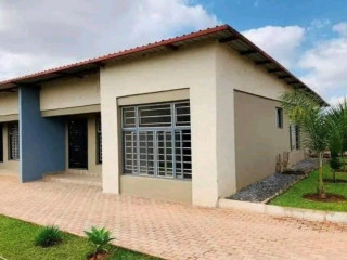 3-bedroom-flat-for-rent-in-ibex-hill