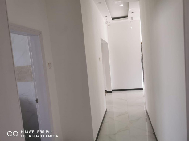 3-bedroom-flat-for-rent-in-makeni-big-2