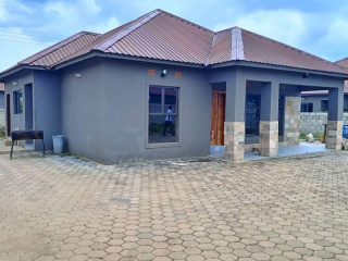 3-bedroom-flat-for-rent-in-chalala-woodlands