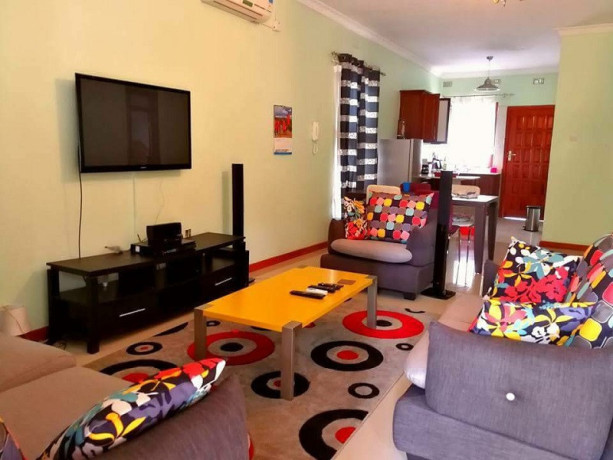 2-bed-2-bath-fully-furnished-flat-in-chudleigh-big-2