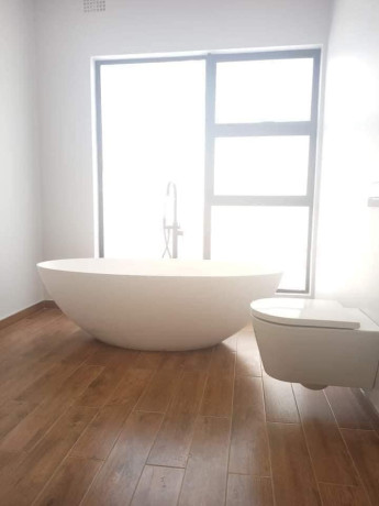 4-bedroom-house-for-sale-in-roma-big-3