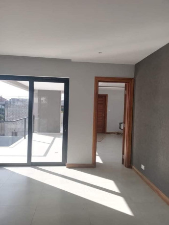 4-bedroom-house-for-sale-in-roma-big-2