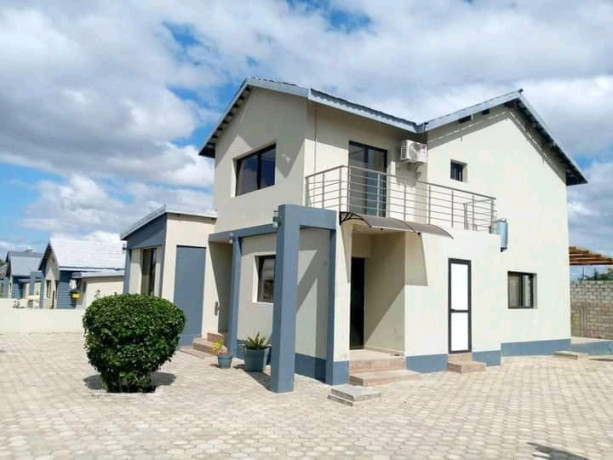 3-bedroom-duplex-house-for-rent-in-lilayi-big-7