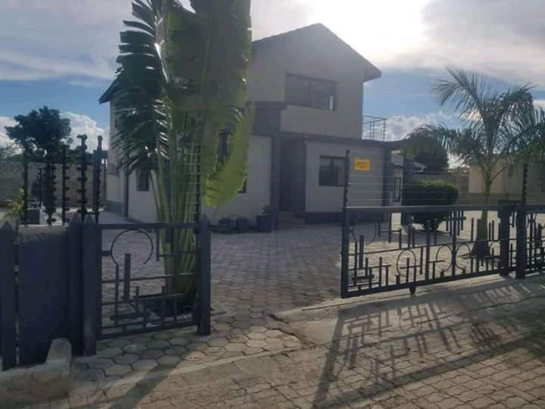 3-bedroom-duplex-house-for-rent-in-lilayi-big-1