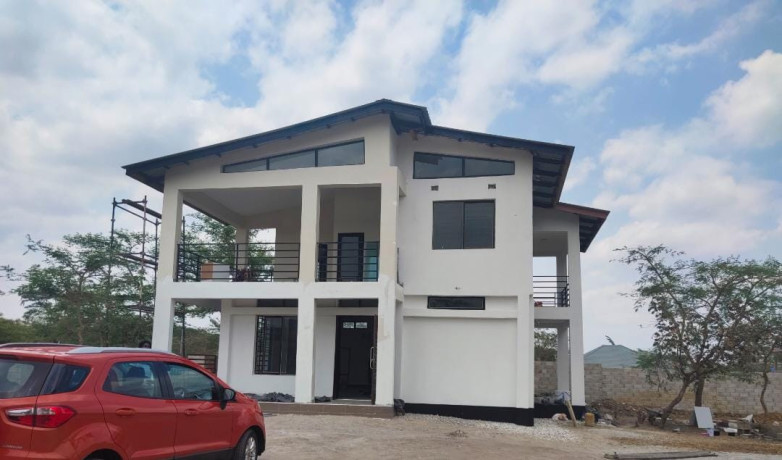 4-bedroom-house-for-sale-in-state-lodge-big-0